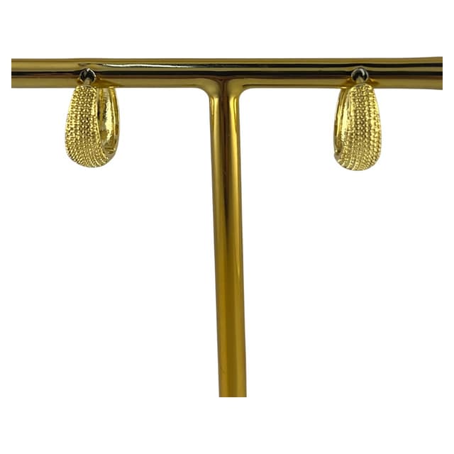 BRINCO ARGOLA GOTA DETALHES